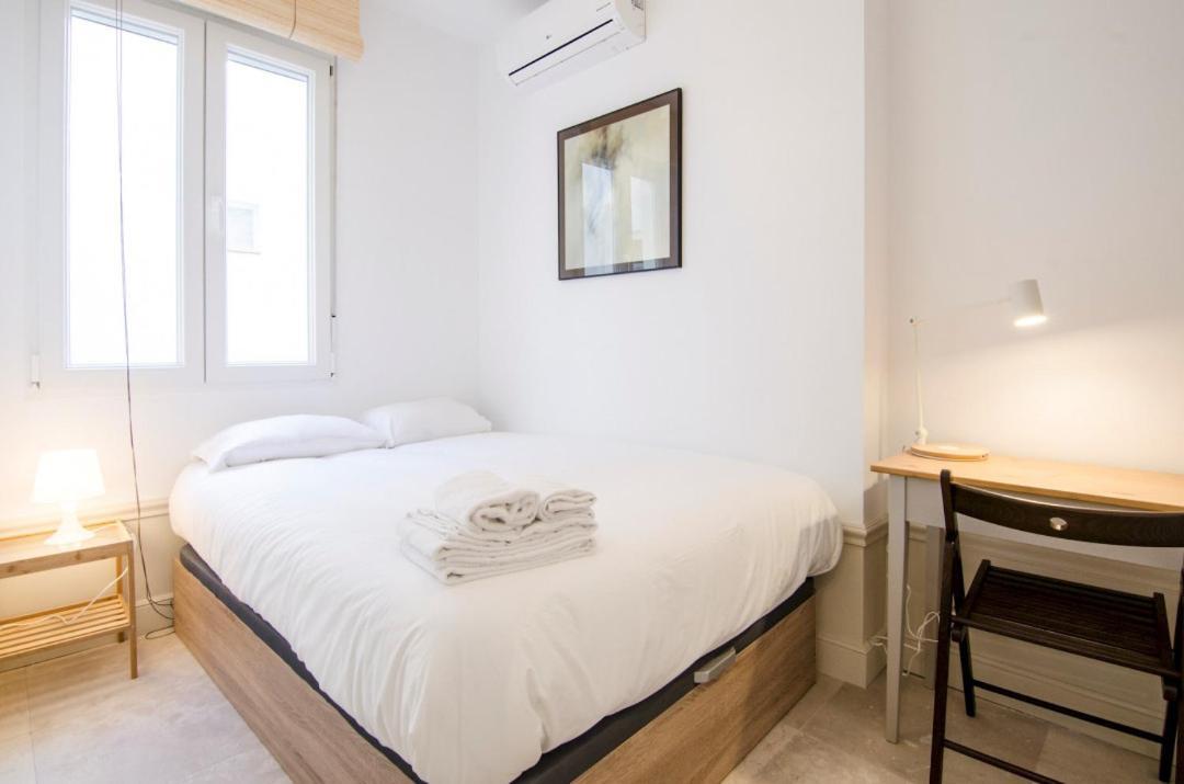 Valverde Apartment Madrid Ngoại thất bức ảnh