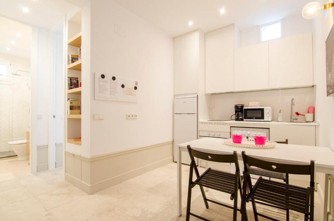 Valverde Apartment Madrid Ngoại thất bức ảnh